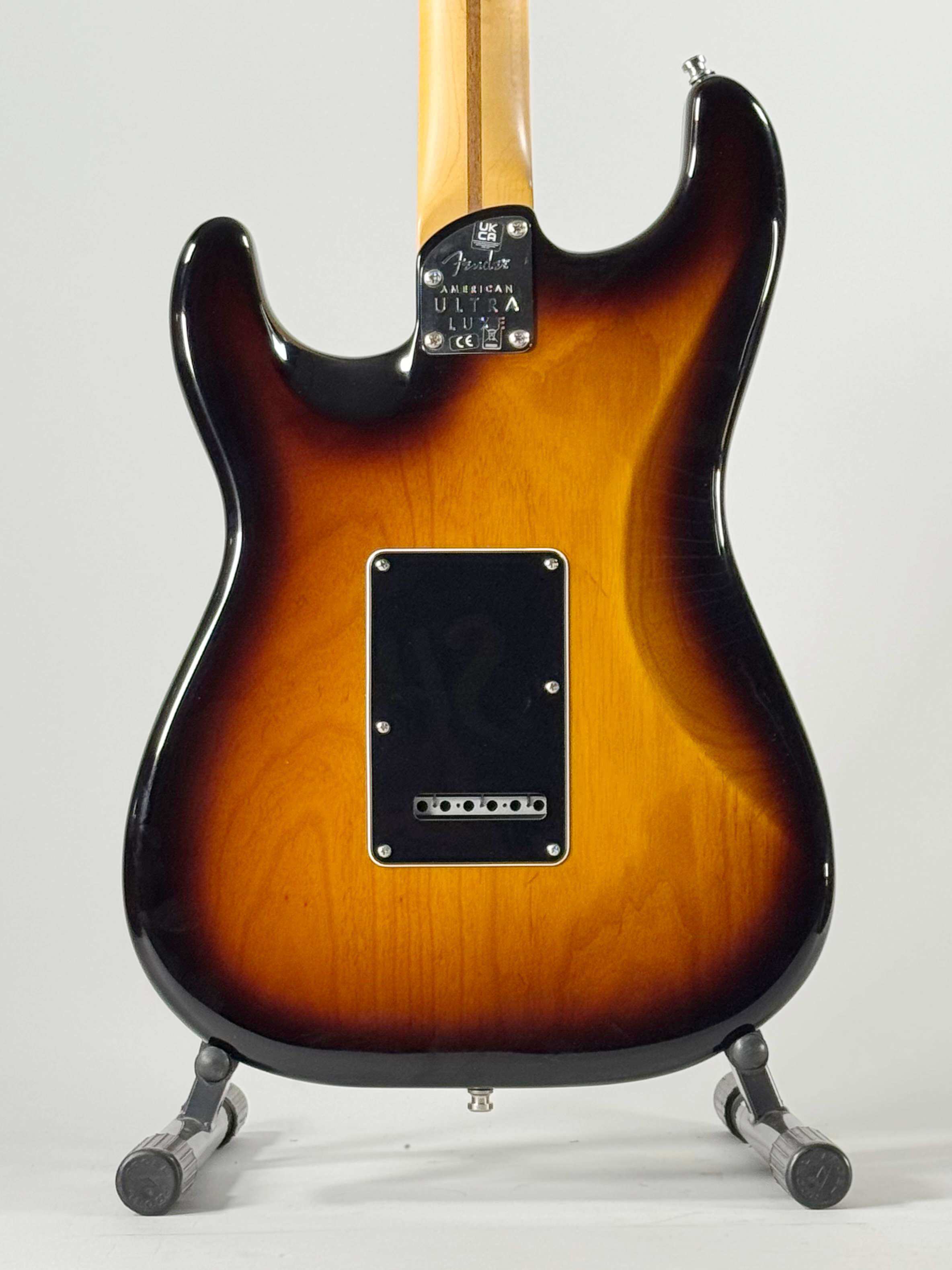 FENDER STRATOCASTER ULTRA LUXE USATA