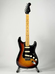 FENDER STRATOCASTER ULTRA LUXE USATA