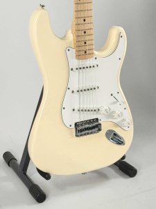 FENDER STRATO AM TRADITIONAL USATA