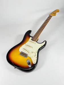 FENDER 64 STRATO JOURNEYMAN USATA