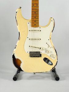 FENDER STRATO  '57 RELIC  2015 USATA