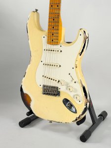 FENDER STRATO  '57 RELIC  2015 USATA