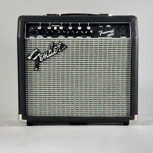FENDER FRONTMAN 20 USATO