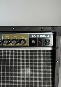 roland jazz chorus 40 usato