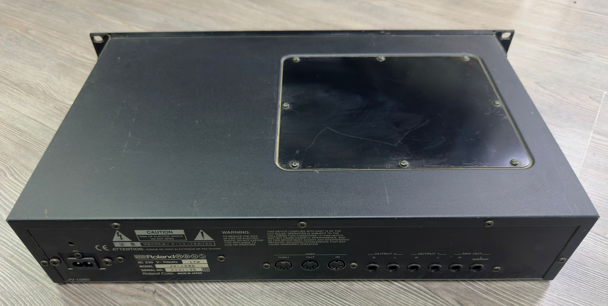 Roland JV1080 Super JV Usato Con 4 Schede Di Espansione