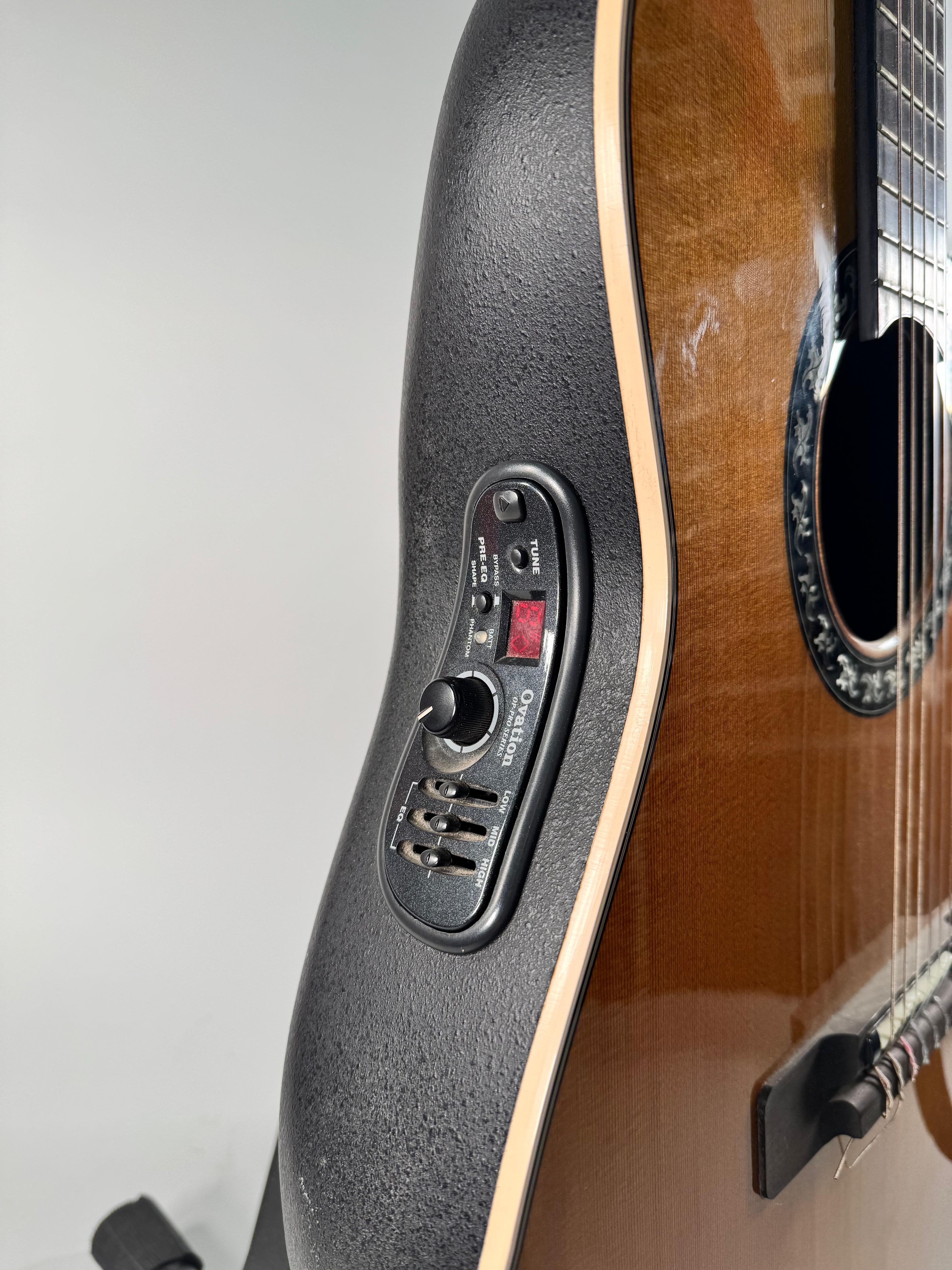 OVATION 1773LX-4 CLASSIC ex demo