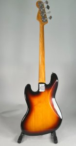 Basso Fender Vintera 4 C Sunb Usato