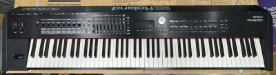 Roland RD2000 EX Second Hand w/ Trolley