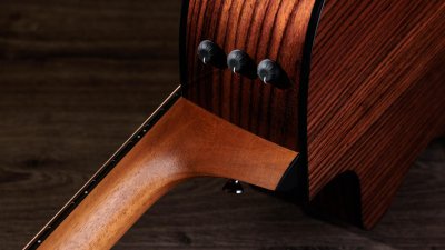 Taylor 212CE Plus
