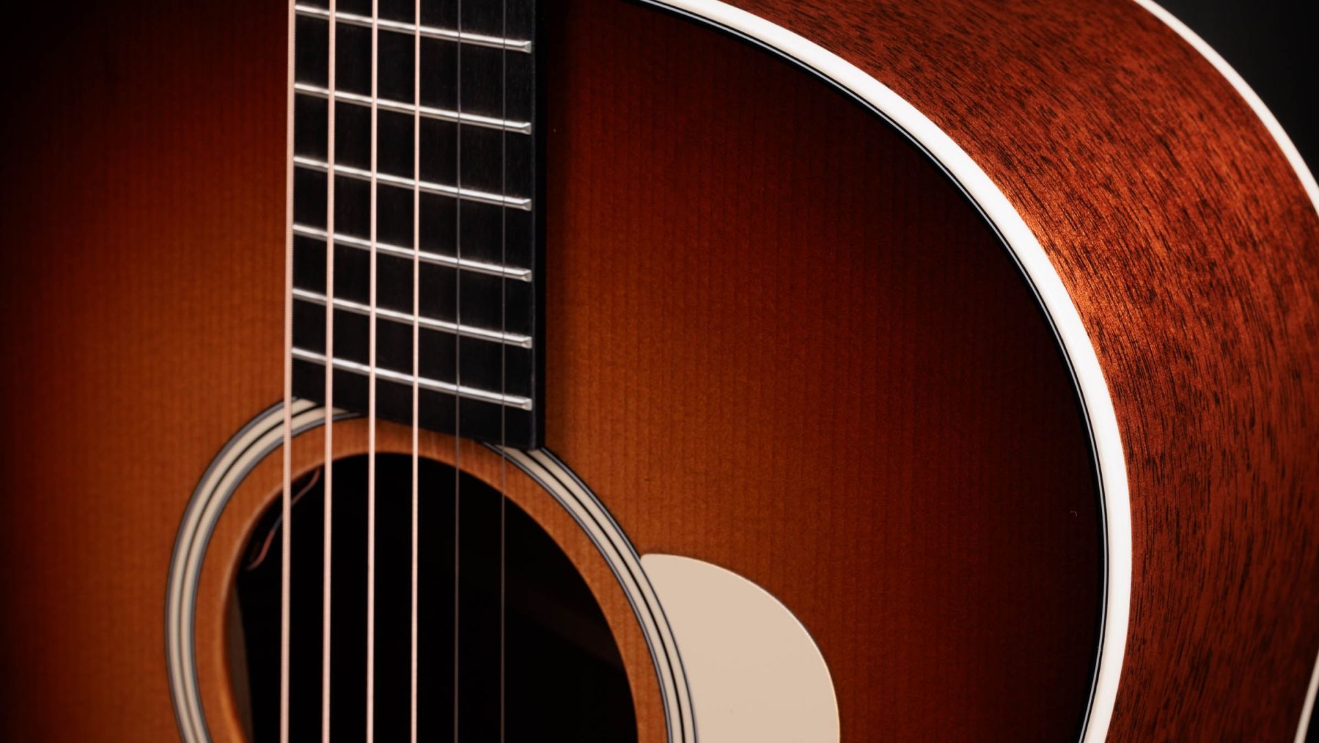 Taylor 517E SB Sunburst Gold Label Cream Pickguard