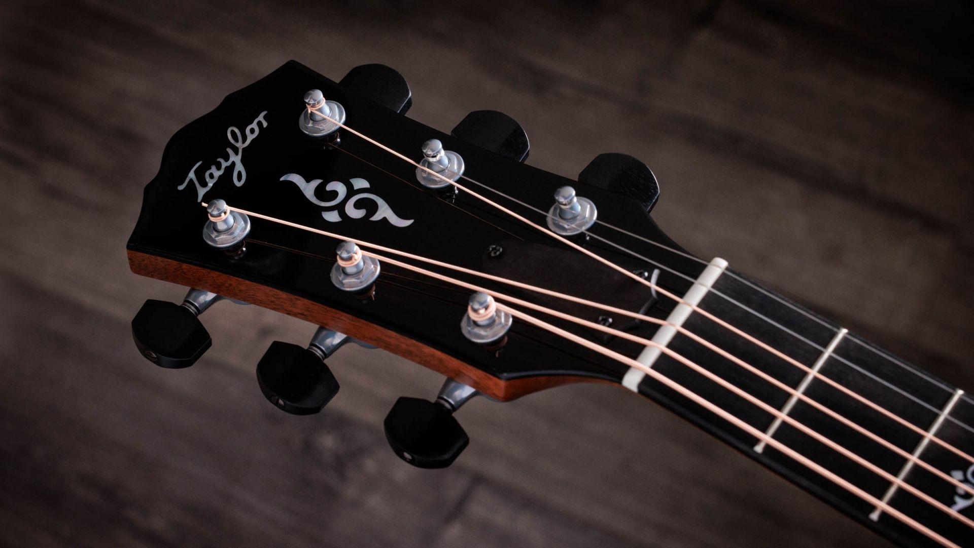 Taylor 814E Sunburst Gold Label