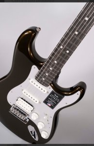 FENDER STRATOCASTER ULTRA II  USATO