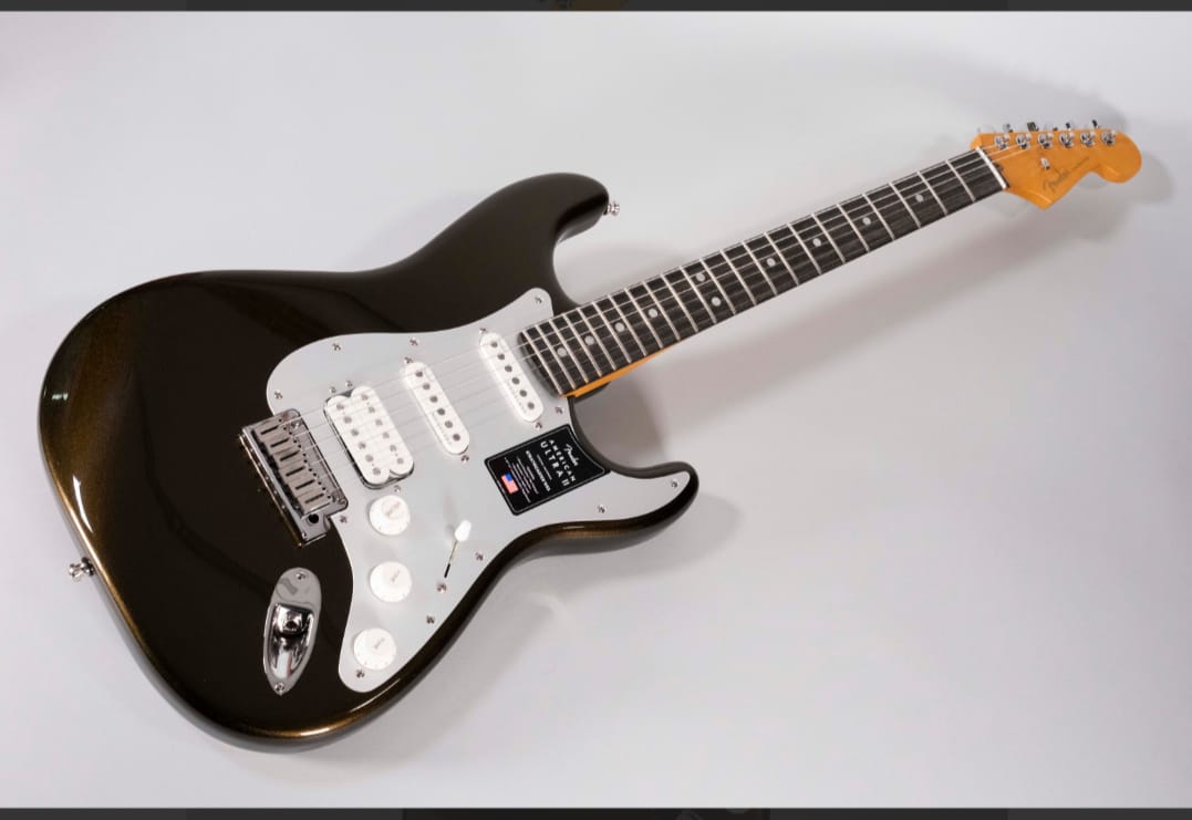 FENDER STRATOCASTER ULTRA II USATO