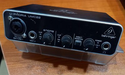 Behringer UMC22 Scheda Audio Usata
