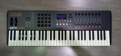 Akai MPK261 Usata COn Decksaver E Borsa