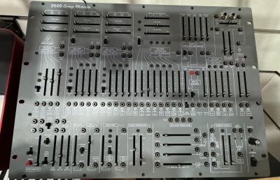 Behringer 2600 Gray Meanie (Esposizione)