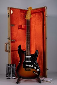 Fender Stratocaster Stevie Ray Vaughan usata