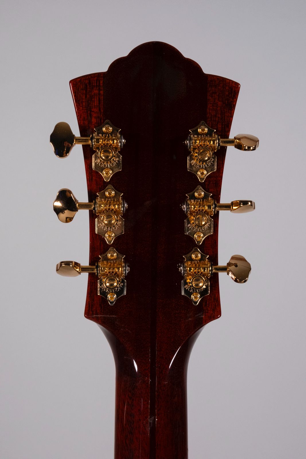 GUILD D55 SUNBURST USATA