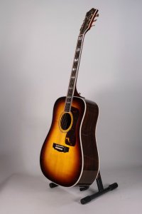 GUILD D55 SUNBURST USATA
