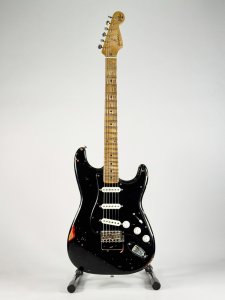 HANDYMAN BLACK STRAT USATA