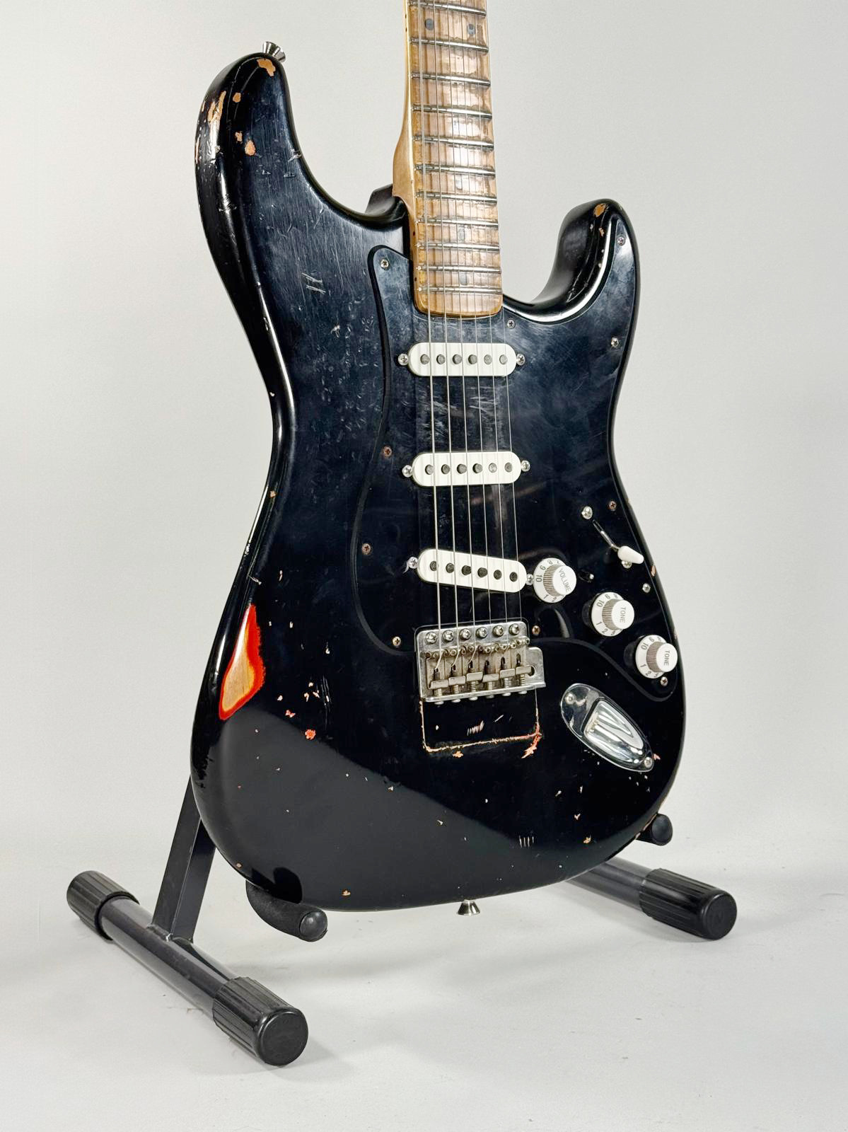 HANDYMAN BLACK STRAT USATA