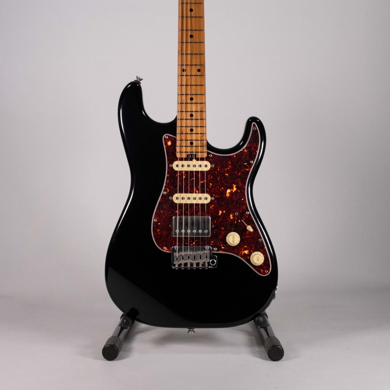 Schecter Traditional Wembley II HSS Alder M Black
