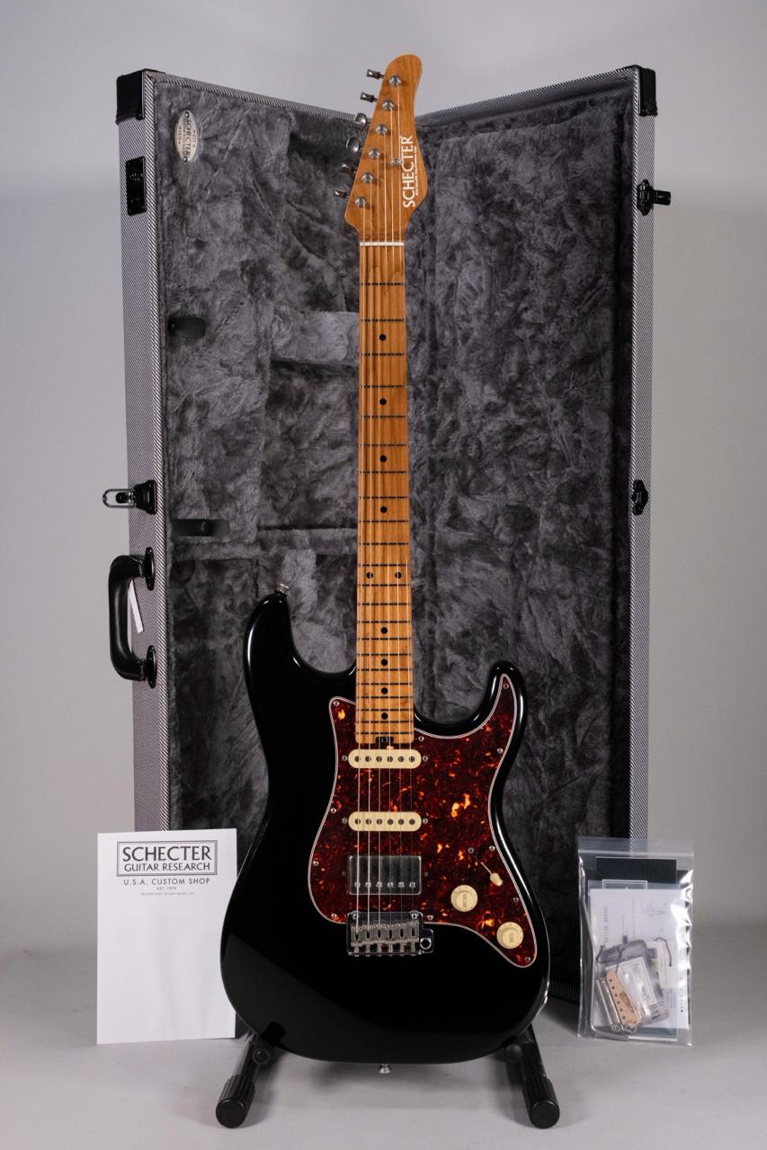 Schecter Traditional Wembley II HSS Alder M Black