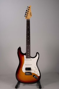 Suhr Classic s 3 tone burst rw hss