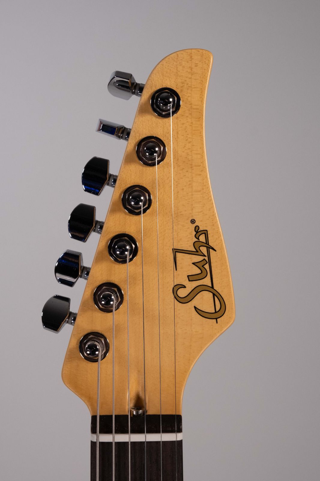 Suhr Classic s 3 tone burst rw hss