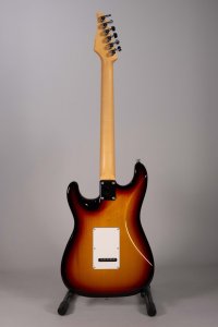 Suhr Classic s 3 tone burst rw hss