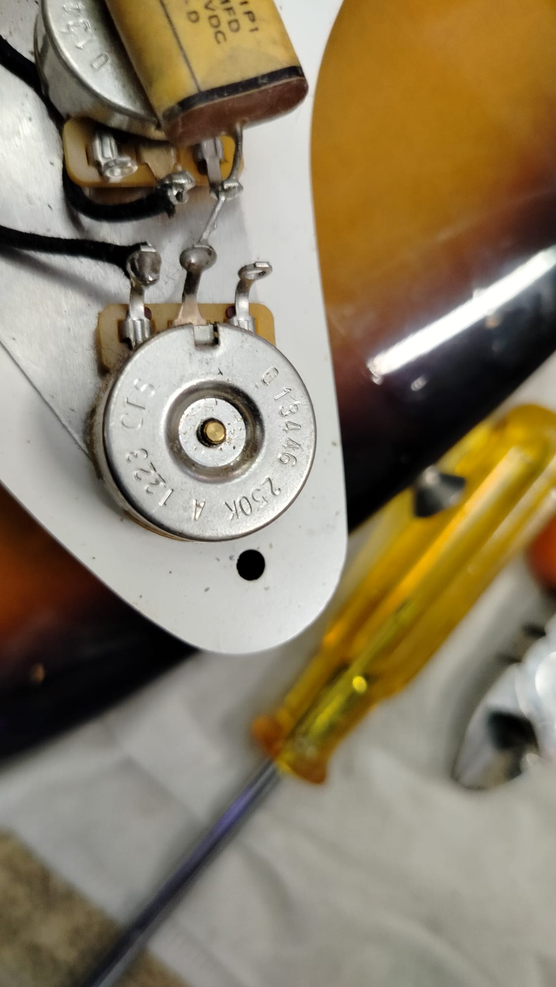 FENDER AM VINT '56 2TSB USATA