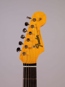 Fender American Vintage II 1965 Stratocaster Rw Candy Apple Red